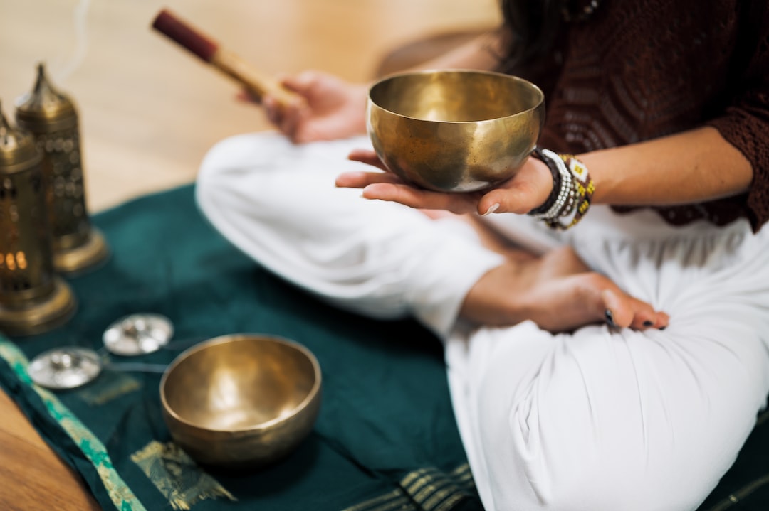 Jak wykorzystać magiczną moc altarów do pogłębienia praktyk duchowych?